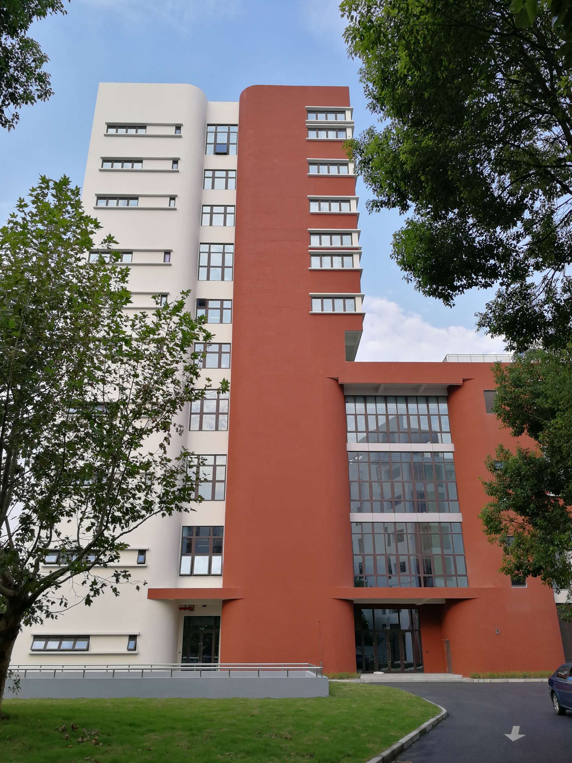 華南理工廣州汽車學院_江蘇理工學院怎么樣_華南理工廣州學院中興通訊3g學院