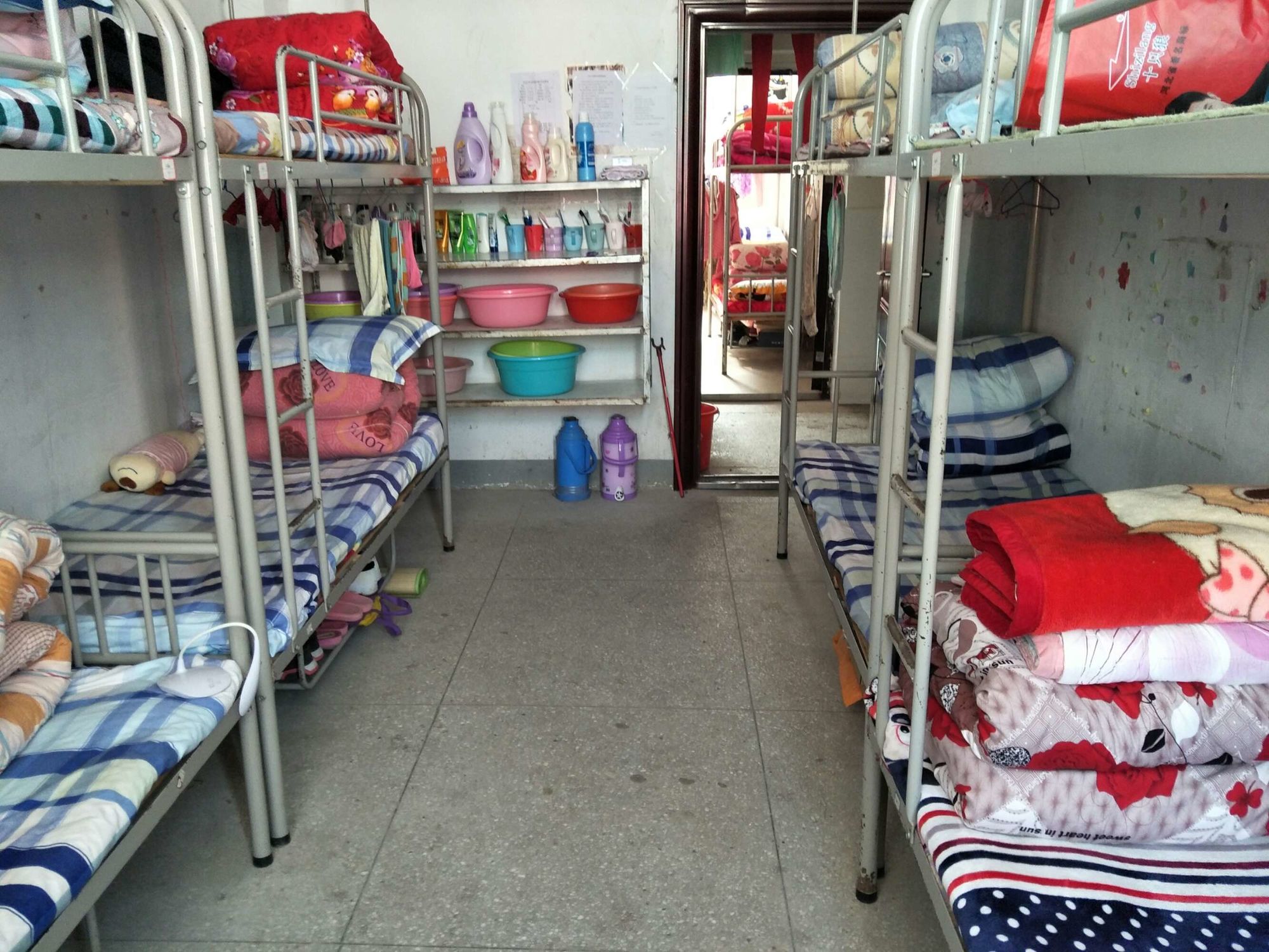 住校要帶什么_昆明財大附中要住校嗎_惠州德威學校初中部要住校嗎