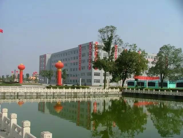 荊門通航學(xué)院_荊門職業(yè)技術(shù)學(xué)院官網(wǎng)_荊門職業(yè)學(xué)院好不好