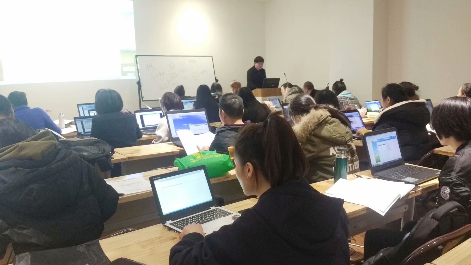 北京會計實操班報名_東莞塘廈會計班培訓_會計培訓班北京