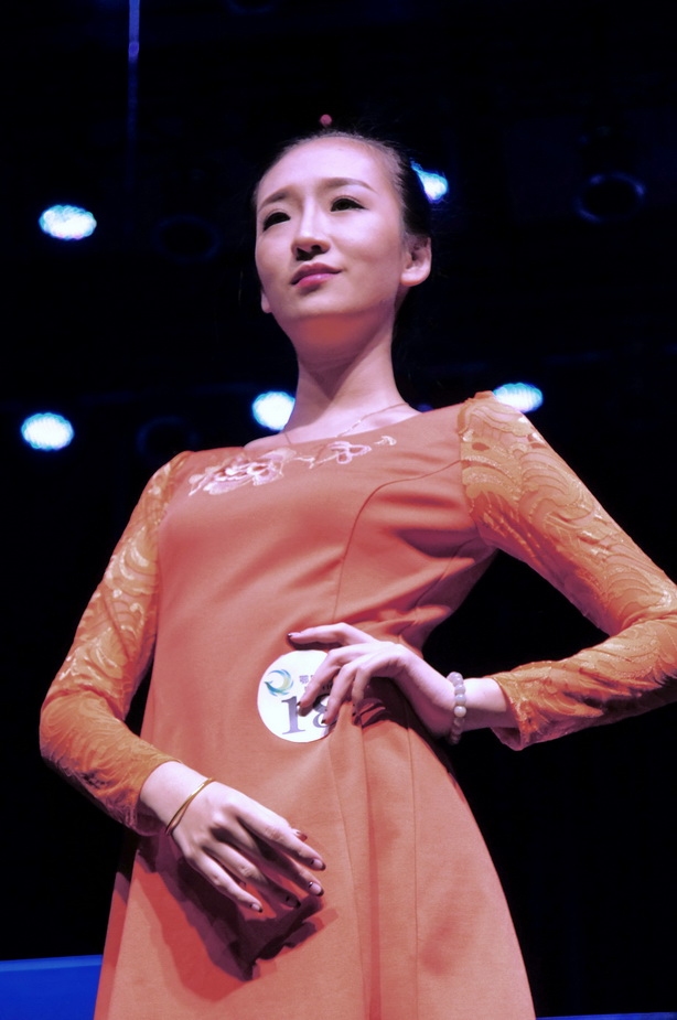 女神聯盟召喚師_腹黑女神,至尊召喚師_經濟師女神