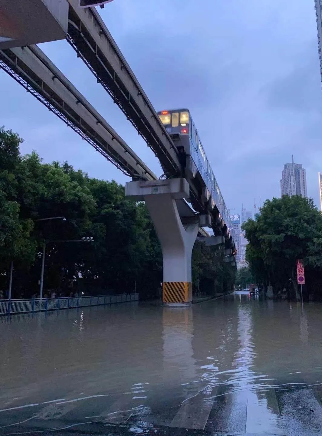 2023年河南地鐵被淹視頻_河南地鐵被淹人員傷亡_河南地鐵被淹親歷