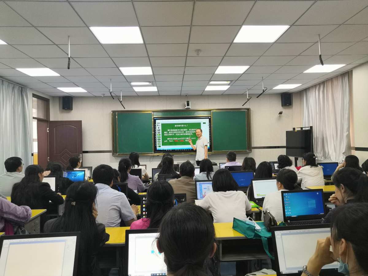 長沙新東方高中英語培訓_長沙新東方培訓機構學四級_2023長沙新東方英語培訓