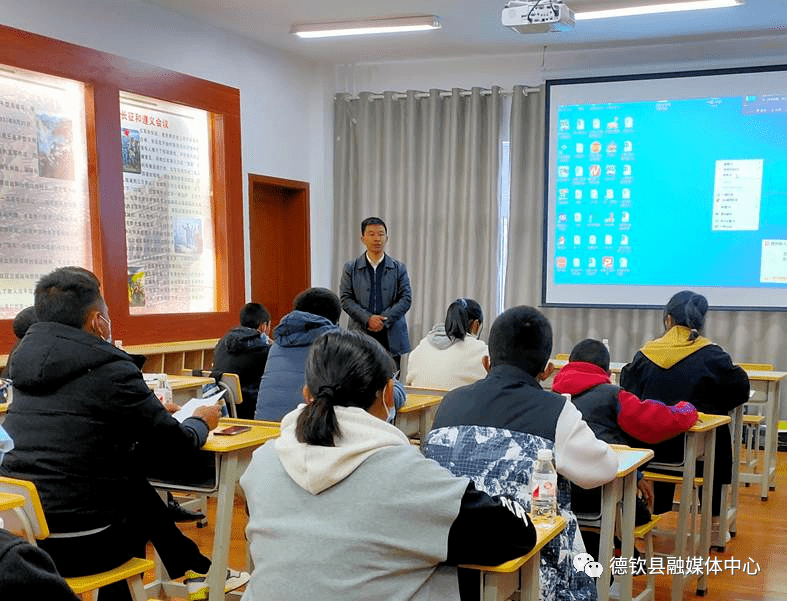 小學(xué)四年級班主任工作計(jì)劃_小學(xué)班主任學(xué)期計(jì)劃_小學(xué)班主任學(xué)年工作計(jì)劃
