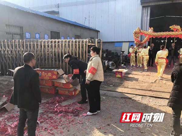 煙花爆竹銷售點上海_上海煙花爆竹銷售點_煙花爆竹上海售賣點