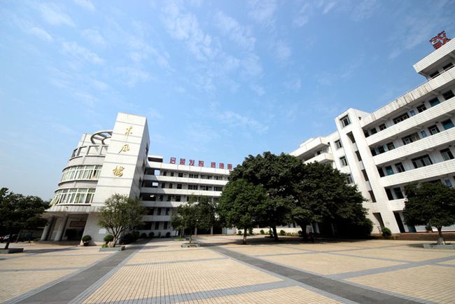 錦州鐵路高中某校長_錦州市鐵路高級中學貼吧_錦州市鐵路高級中學