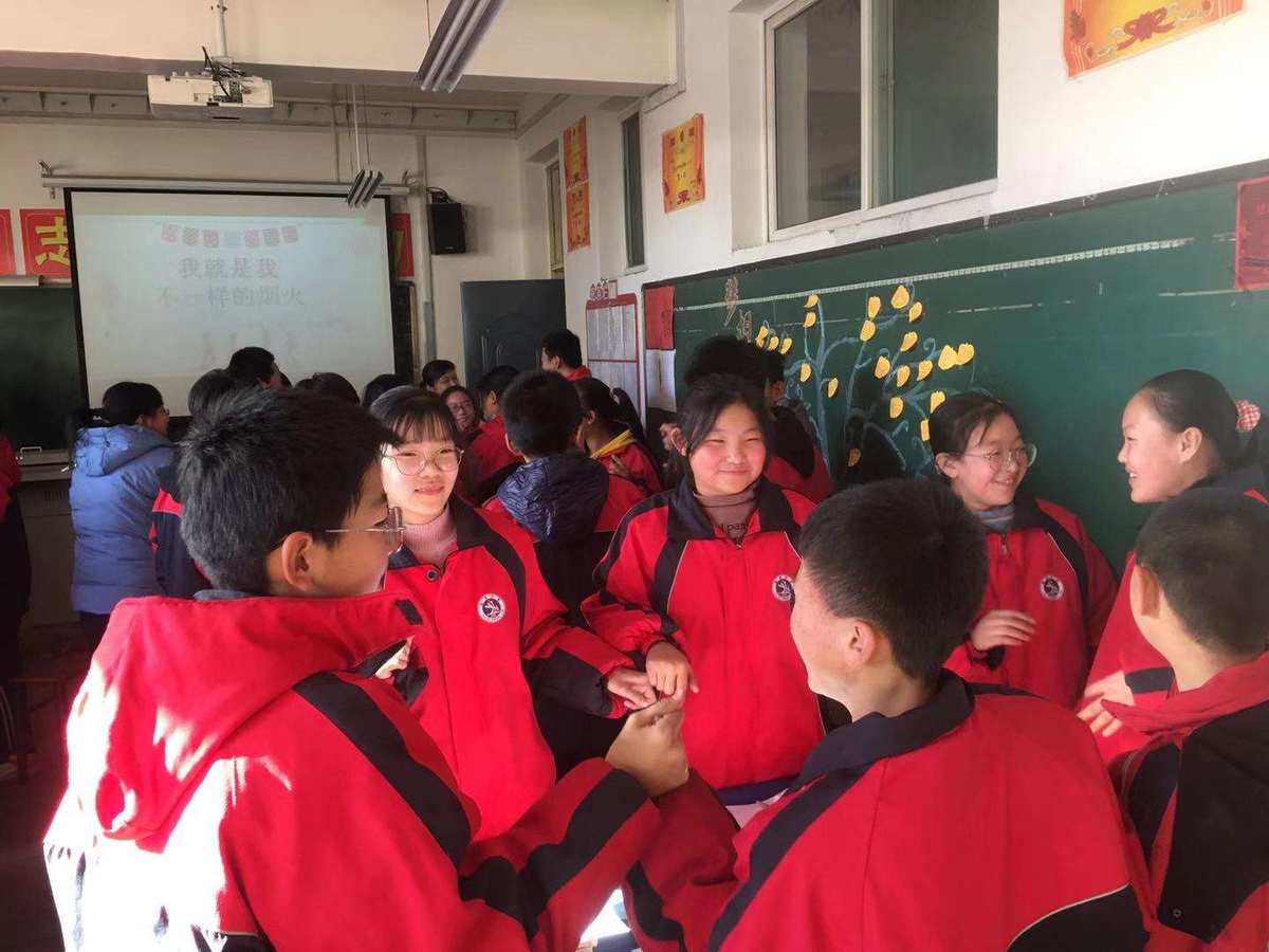 青少年心理咨詢師免費咨詢電話_2024年青少年心理咨詢_青少年心理咨詢師在線咨詢免費