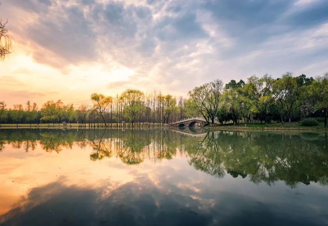 風景美麗的四字詞語_最美麗的風景_風景美麗的詩句