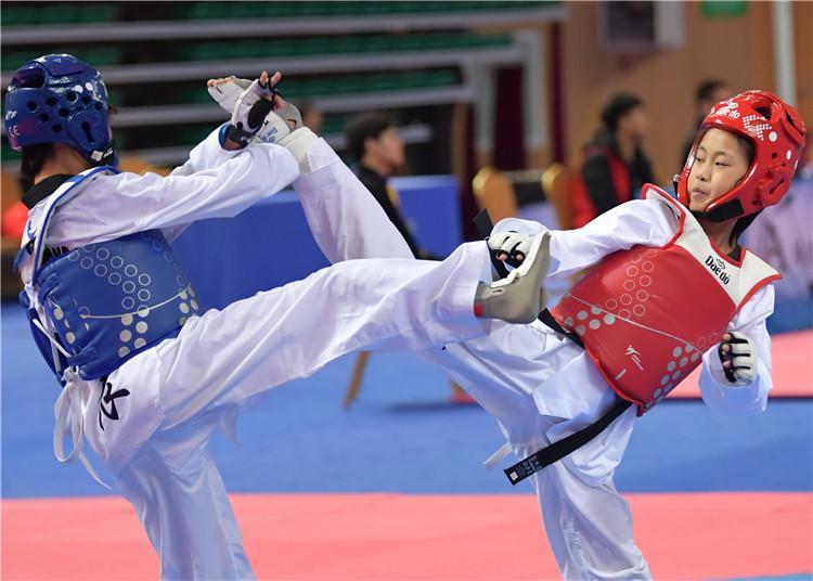 泰拳與中國(guó)功夫?qū)勾筚恄中國(guó)功夫挑戰(zhàn)泰拳_中國(guó)功夫?qū)μ┤荣愐曨l