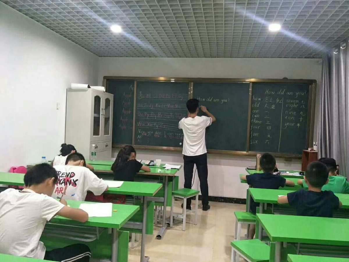 銅梁中學校_銅梁中學吧_銅梁中學多大