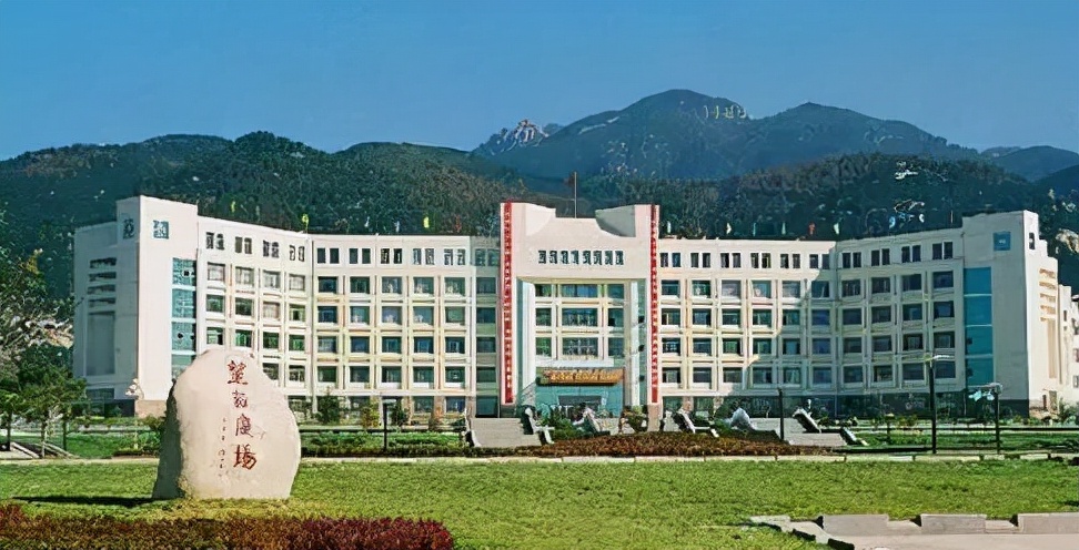 泰山職業技術學院_泰山學院職業技術學院地址_泰山學院職業技術學院官網