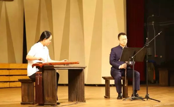 上海愛(ài)樂(lè)民樂(lè)團(tuán)_湯艾美上海音樂(lè)學(xué)院教授_上海音樂(lè)學(xué)院湯愛(ài)民