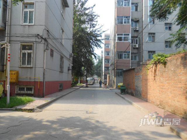 泰安市泰師附小_泰安泰附小師市校區(qū)地址_山東泰安泰師附小