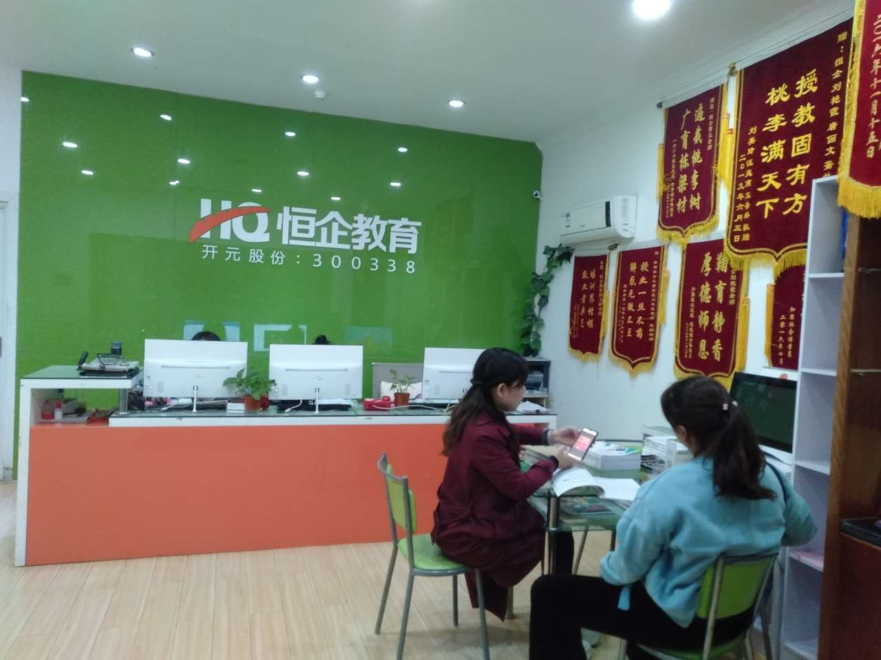 初級經(jīng)濟(jì)師考試試題_初級經(jīng)濟(jì)師的考試題型_初級考試師經(jīng)濟(jì)試題答案
