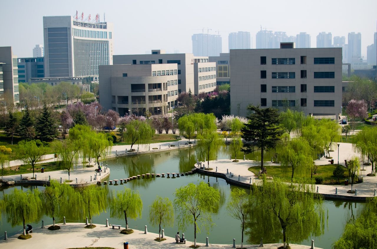 崇文區(qū)圖書館_崇文門圖書館_崇文圖書城