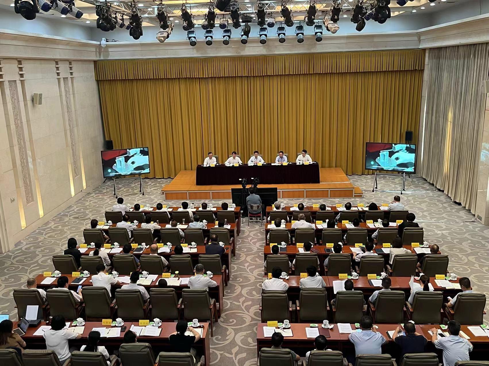 二級建造師歷年真題_歷年建造師考試時間_建造師考試卷子