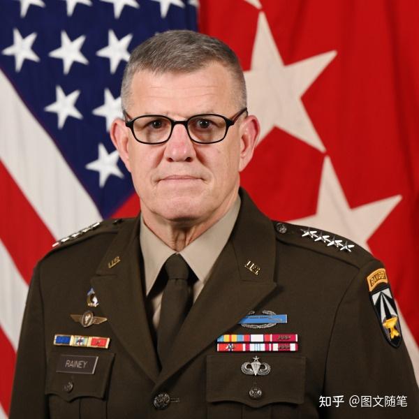 一級軍士長是什么級別_軍士長是幾級士官_軍士長級別