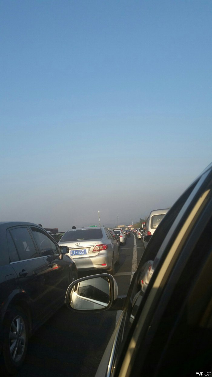 堵車的幽默說說_幽默說說堵車的心情_幽默說說堵車的句子