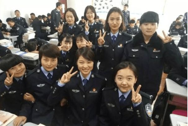 鄭州警官學(xué)校招生條件_鄭州警察職業(yè)技術(shù)學(xué)院招生電話_鄭州警察學(xué)院2024年招生簡章