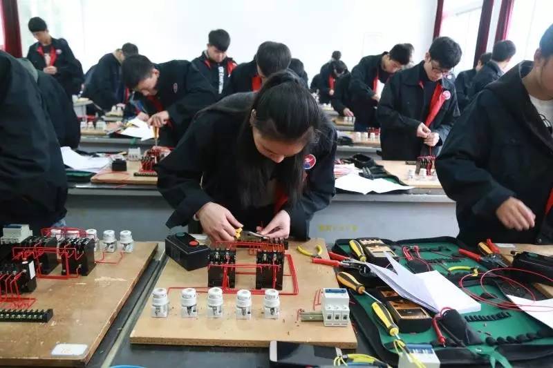 廣東機電職業(yè)技術學院網(wǎng)站_廣東機電技術學院專業(yè)查詢_廣東機電職業(yè)技術學校專業(yè)查詢