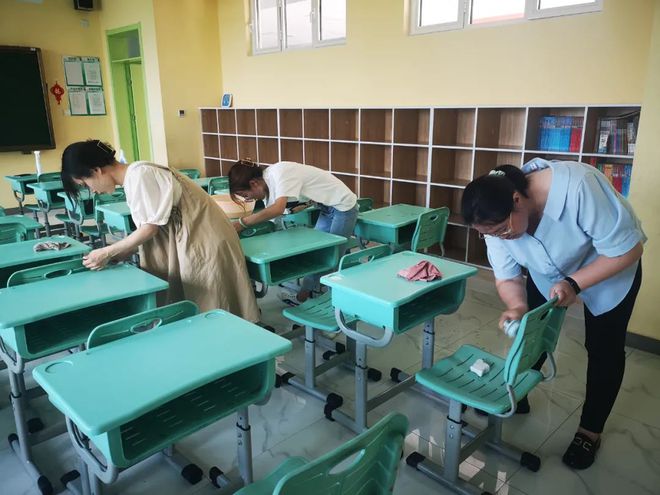 北師大附中中學_北師大三附中_北師大附中本部地址