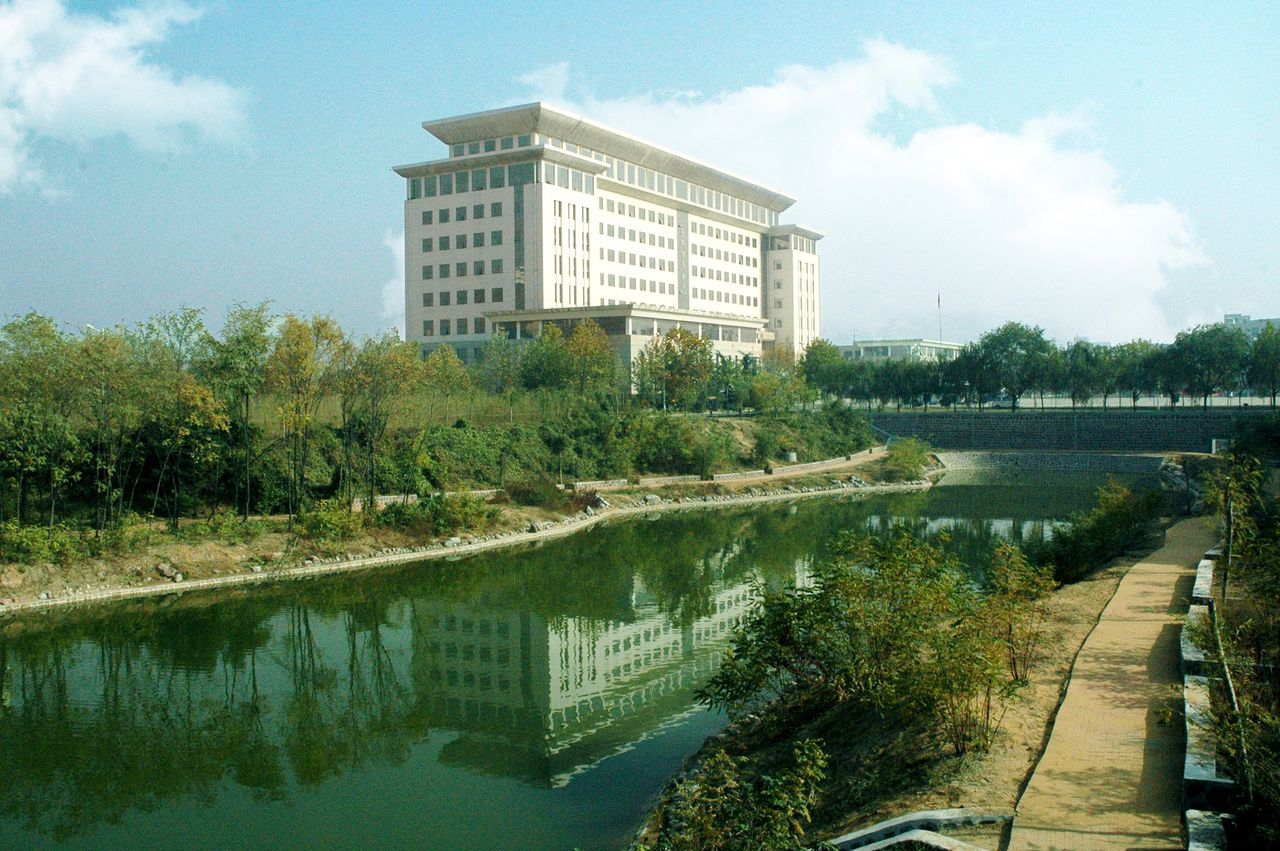 河南華信職業技術學院官網_河南華信醫學院_河南華信學院