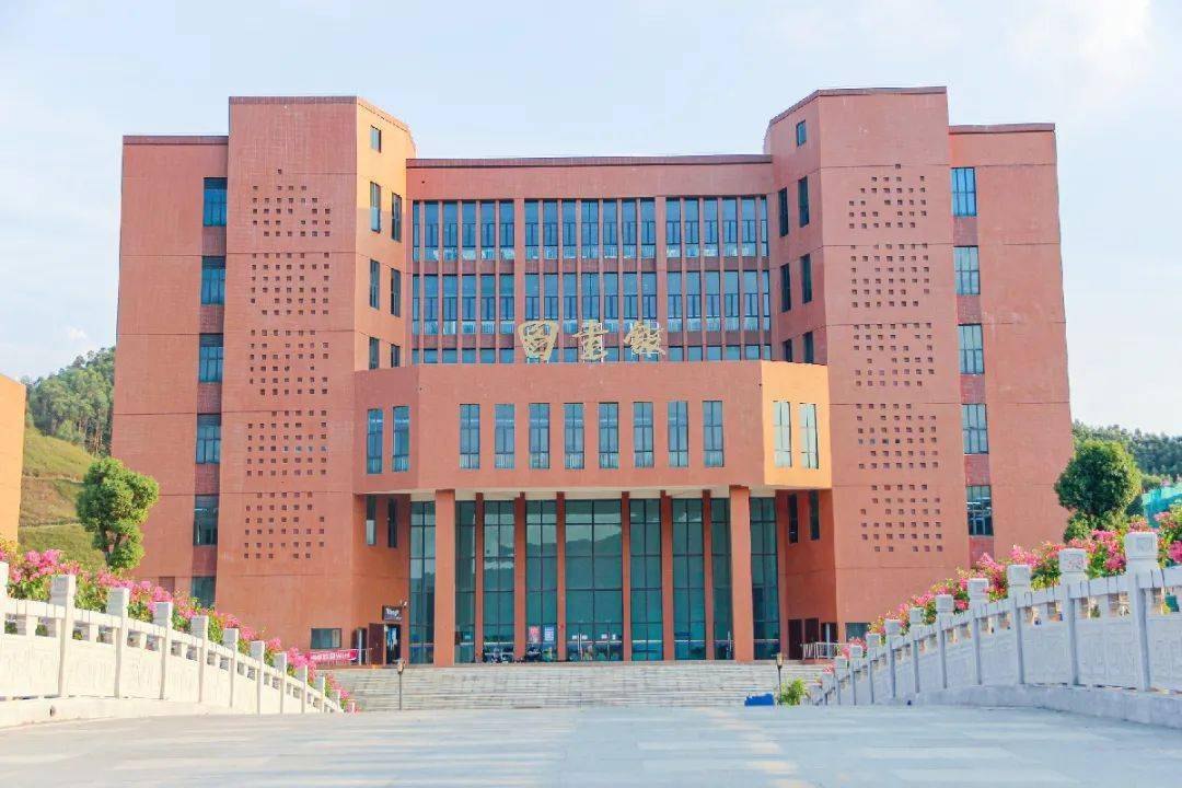 湖州學院學費標準_湖州學院學費_學費湖州學院怎么交