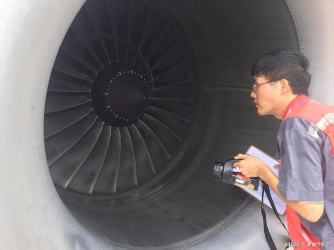高鐵乘務員學校招生_高鐵乘務員學校招生院校_高鐵乘務招生簡章
