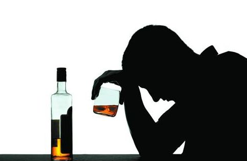 中毒酒精刺傷人怎么賠償_酒精中毒刺傷2人_酒精中毒致死嗎