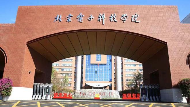 西安的大學的分數線_西安各種大學分數線_西安大學分數線