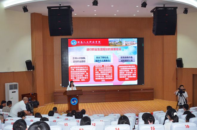 針灸推拿學(xué)的就業(yè)前景如何 發(fā)展好不好_針灸推拿專業(yè)發(fā)展前景_針灸推拿專業(yè)就業(yè)現(xiàn)狀