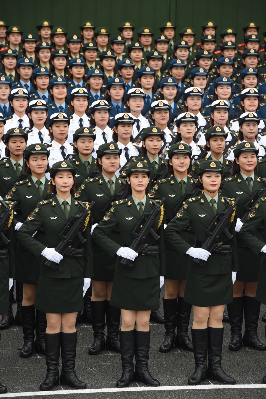 國慶閱兵儀式今年有多少人_今年國慶有閱兵儀式嗎_國慶節閱兵今年