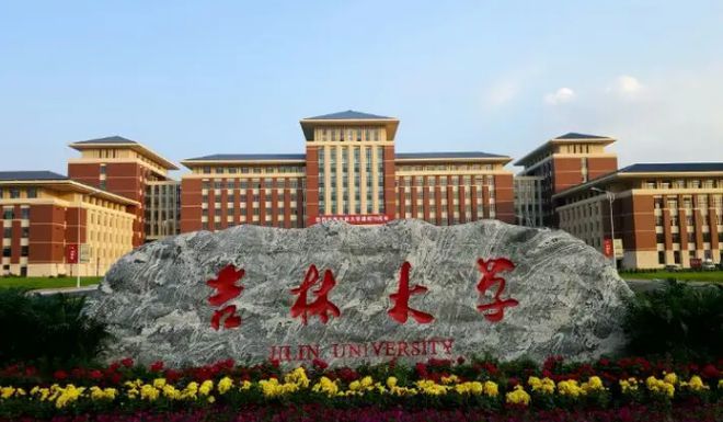 遼寧省高考預(yù)測(cè)分?jǐn)?shù)線_遼寧高考錄取預(yù)測(cè)_2024年遼寧高考分?jǐn)?shù)線預(yù)測(cè)