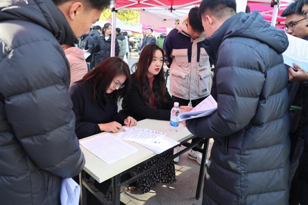 鄭州師范學院招聘_師范招聘鄭州學院公告_鄭州師范學院校園招聘