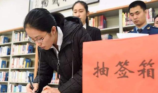 湖北枝江教育局_枝江教育在線_枝江教育局在線咨詢