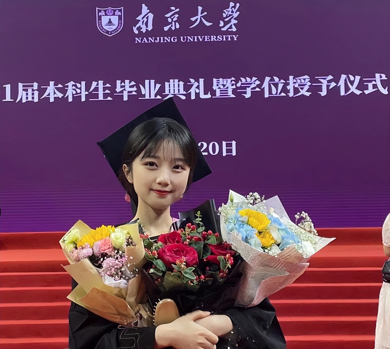 南京信息工程大學(xué)濱江學(xué)院專轉(zhuǎn)本_南信大濱江學(xué)院轉(zhuǎn)專業(yè)_南京濱江學(xué)院轉(zhuǎn)公辦學(xué)費