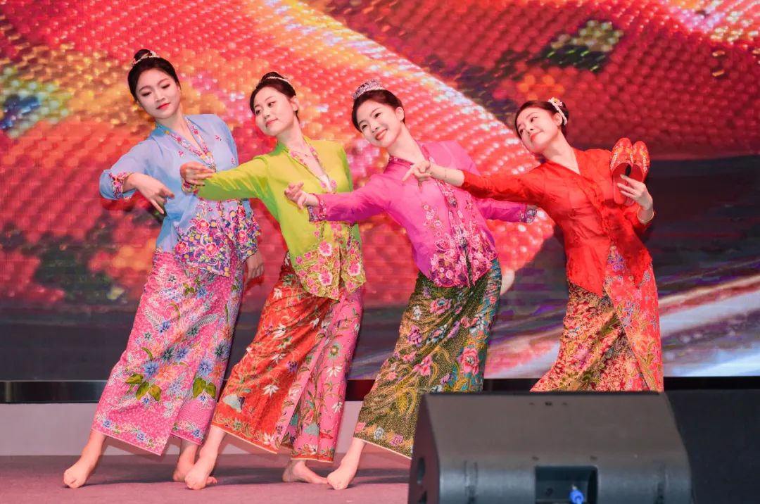 集訓貴舞蹈費用錢需要開發票嗎_舞蹈集訓大概需要多少錢 費用貴嗎_集訓貴舞蹈費用錢需要多少