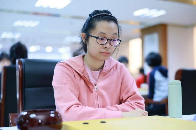 圍棋級別兒童段位怎么排_兒童圍棋級別和段位_兒童圍棋等級