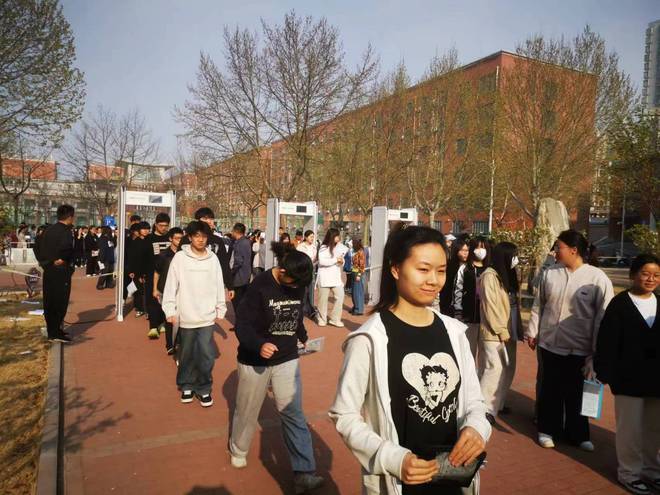鄭州大學財經學院分數線_鄭州財經大學分數線_鄭州財經大學今年錄取分數線