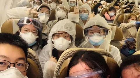 槍口閱讀理解答案_槍口閱讀答案_槍口的小花閱讀理解