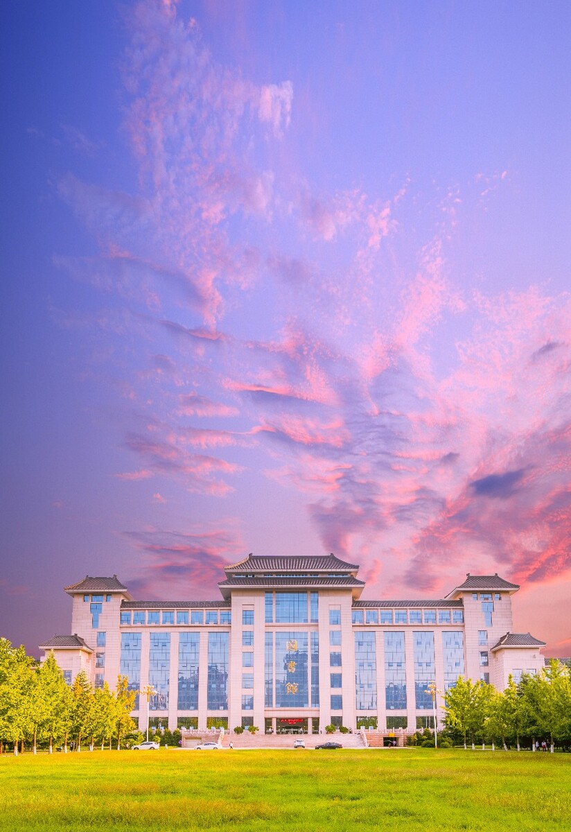 四川師范大學是211嗎_四川師范大學好大_四川師范大學是川大嗎