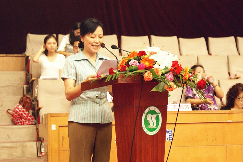 三峽大學畢業生什么時候發證_三峽大學畢業證_三峽大學畢業證明書樣本圖片