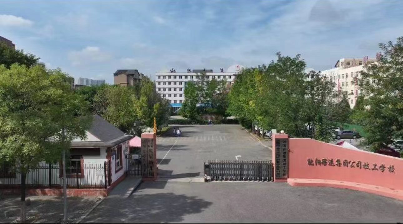 提前批次專(zhuān)業(yè)可以轉(zhuǎn)嗎_批能提前報(bào)專(zhuān)業(yè)學(xué)校嘛_提前批能報(bào)幾個(gè)學(xué)校幾個(gè)專(zhuān)業(yè)