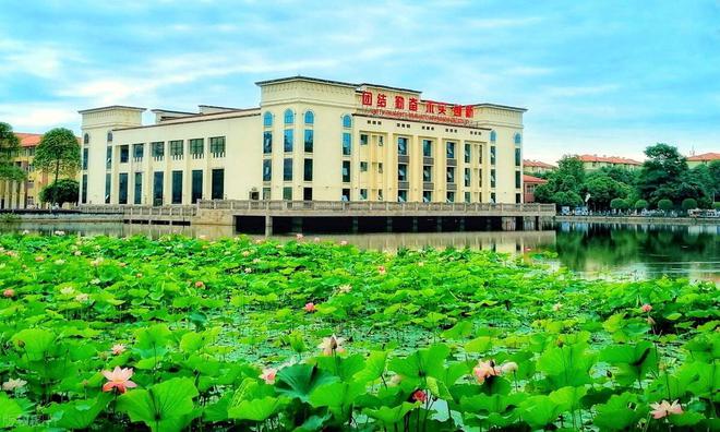 貴州醫學院神奇民族醫藥學院_貴州醫科大學神奇民族醫藥學院_貴州醫科大學神奇民族醫藥學院