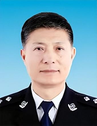 河南質(zhì)量工程學(xué)院現(xiàn)任領(lǐng)導(dǎo)_河南質(zhì)量工程學(xué)院評價_河南省質(zhì)量工程學(xué)院