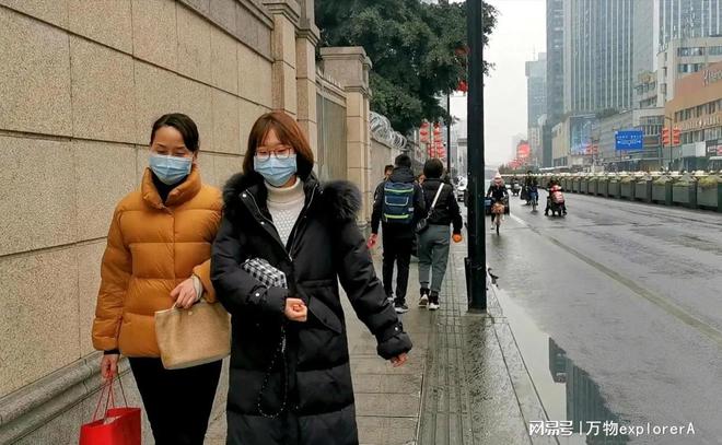 _娃娃洗手圖片_洗手的娃娃簡筆畫