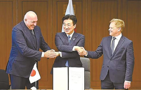 _中方敦促美方停止售臺武器_安倍挑釁釣魚島