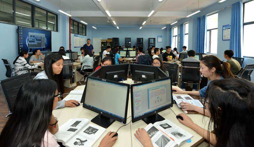 計算機專業所學的課程描述_計算機專業主要學什么課程_計算機課程學專業主要學啥