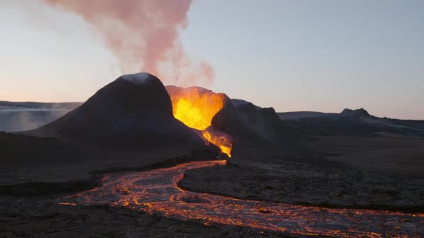 _2018年印尼火山噴發_印尼火山爆發2021視頻