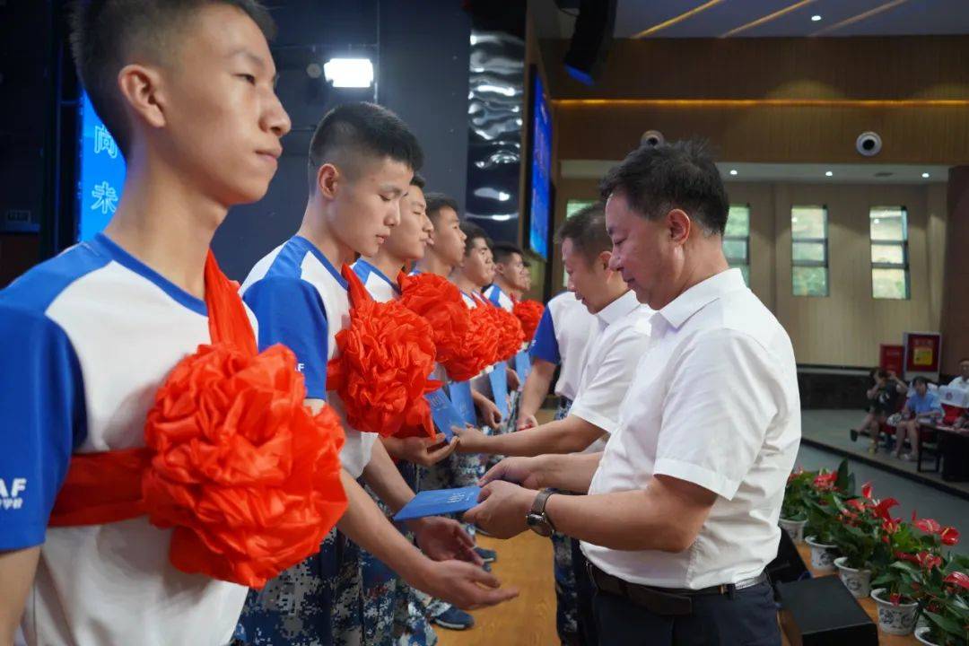 2023年綿陽(yáng)南山中學(xué)雙語(yǔ)學(xué)校錄取分?jǐn)?shù)線(xiàn)_綿陽(yáng)南山中學(xué)雙語(yǔ)學(xué)校分?jǐn)?shù)線(xiàn)_綿陽(yáng)南山雙語(yǔ)高中錄取分?jǐn)?shù)線(xiàn)